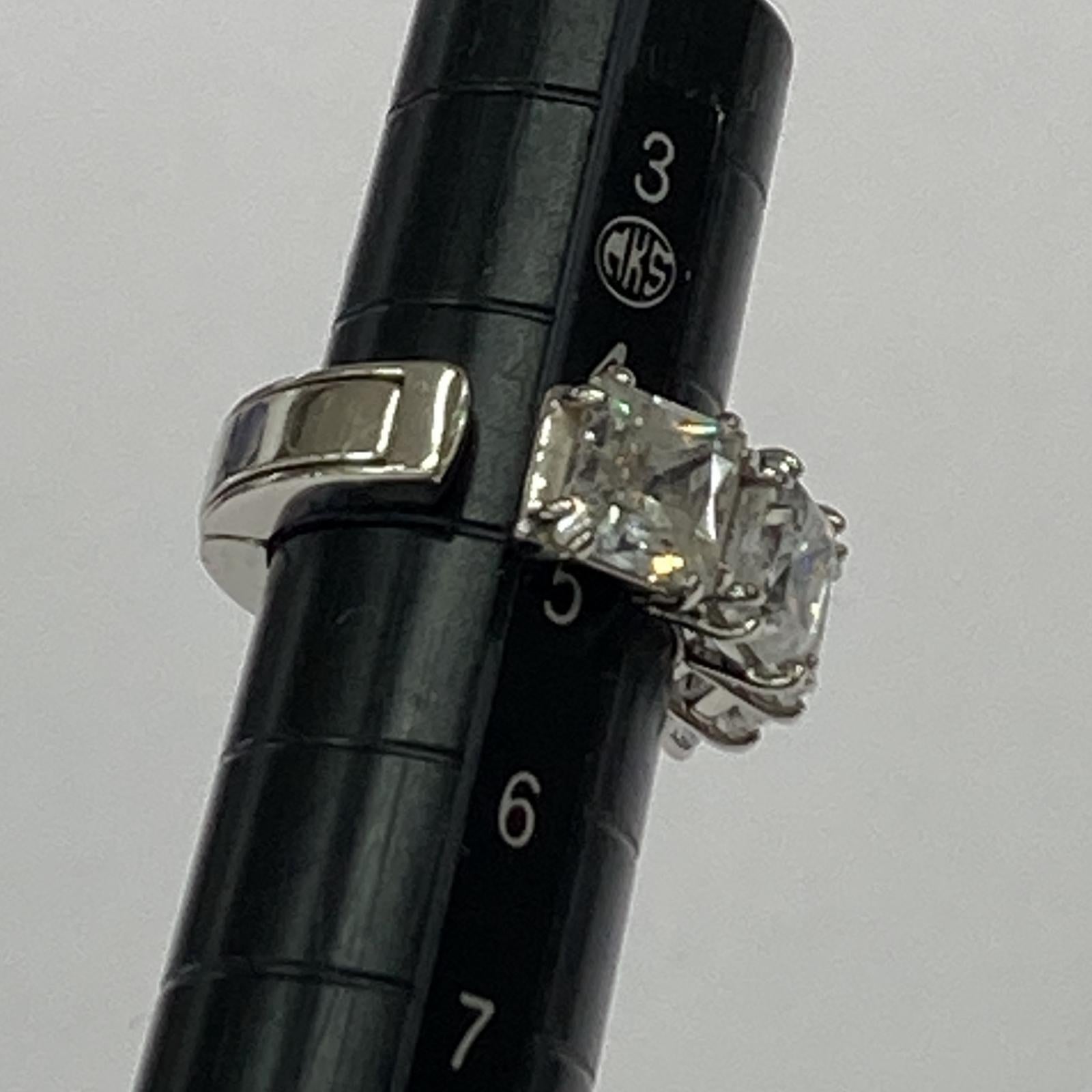 その他アクセサリー SWAROVSKI スクエアカットリング シルバー