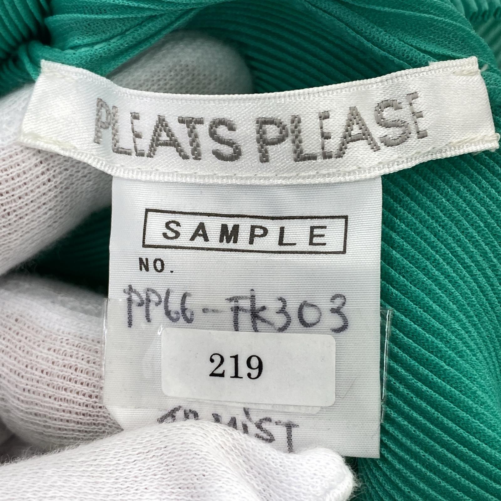 その他トップス PLEATS PLEASE タンクトップ グリーン