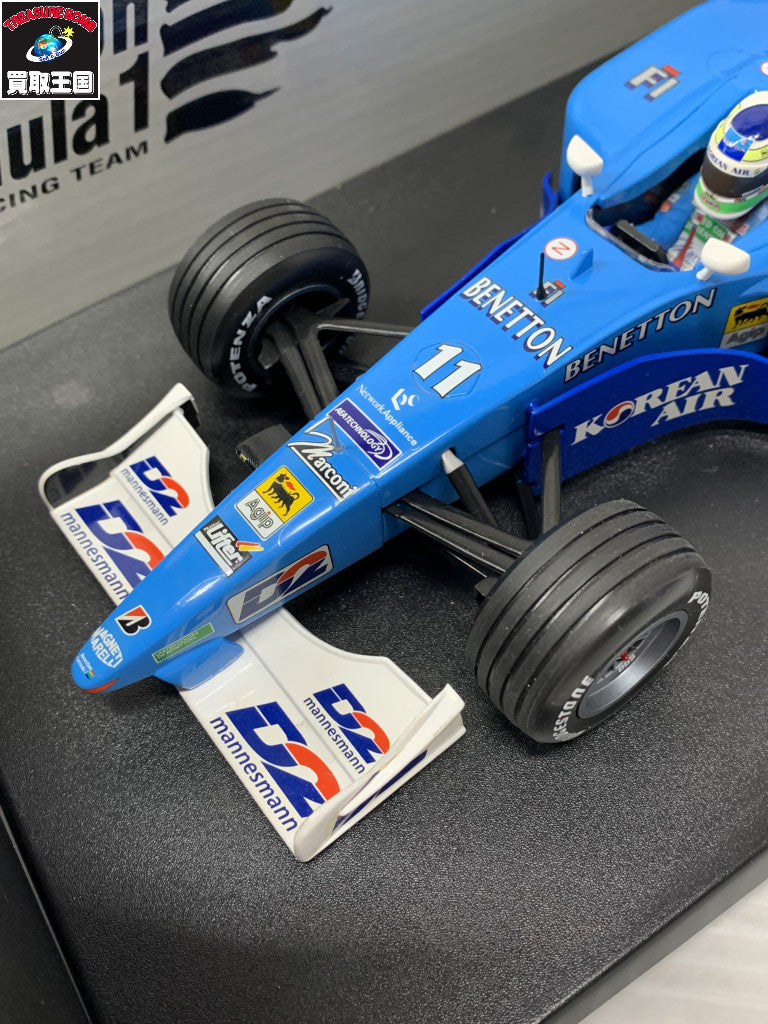 MINICHAMPS 1/18 Benetton Playlife B200 G.Fisichella #11 スケールカー