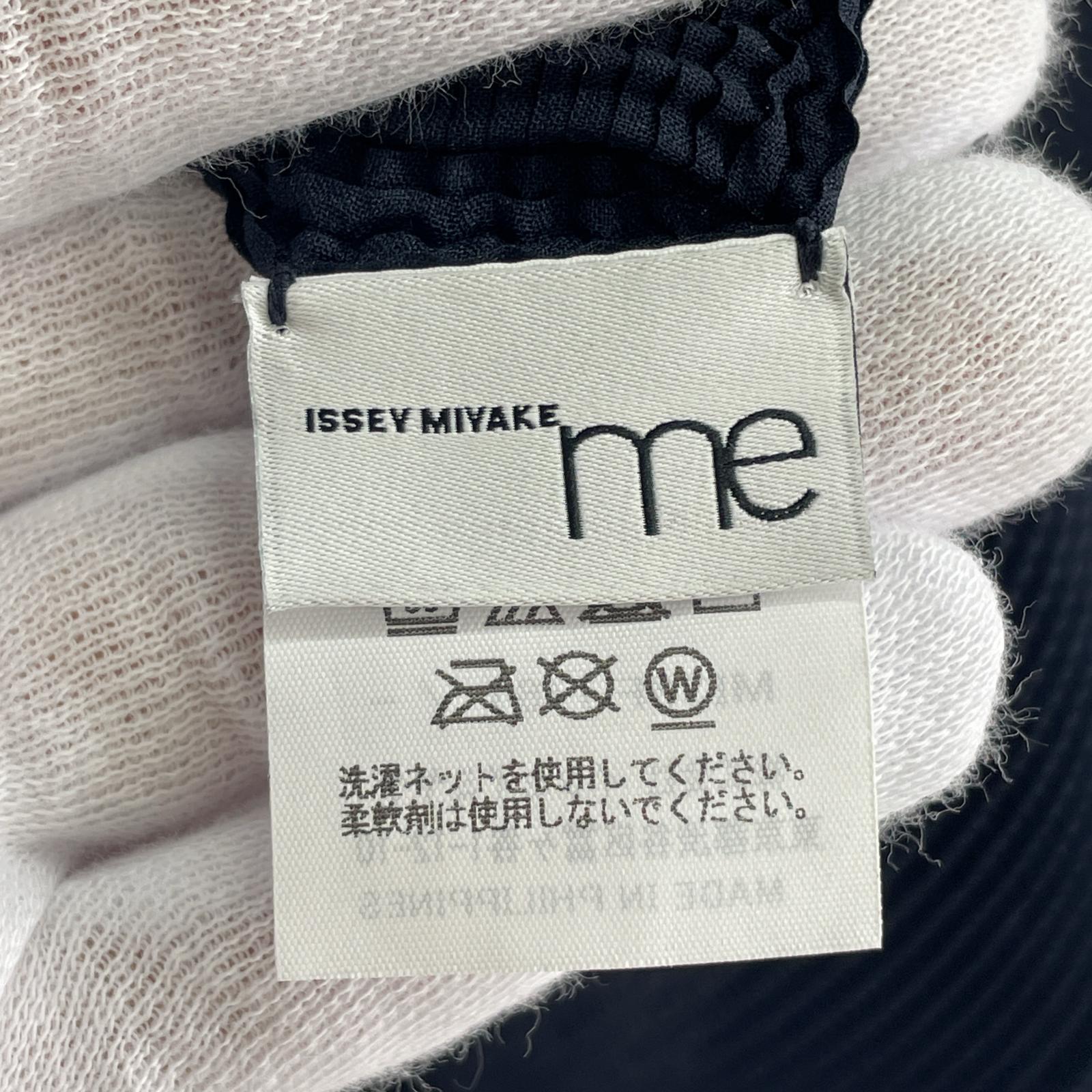 その他トップス ISSEY MIYAKE me LSカットソー ブラック ブラック