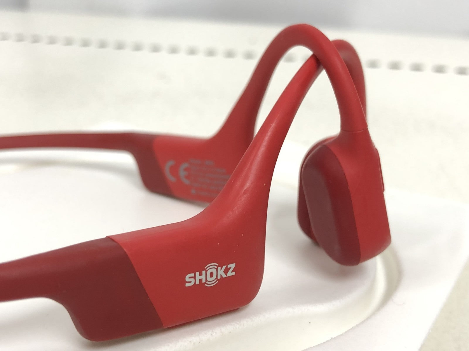 SHOKZ OPENRUN 骨伝導イヤホン オーディオ機器