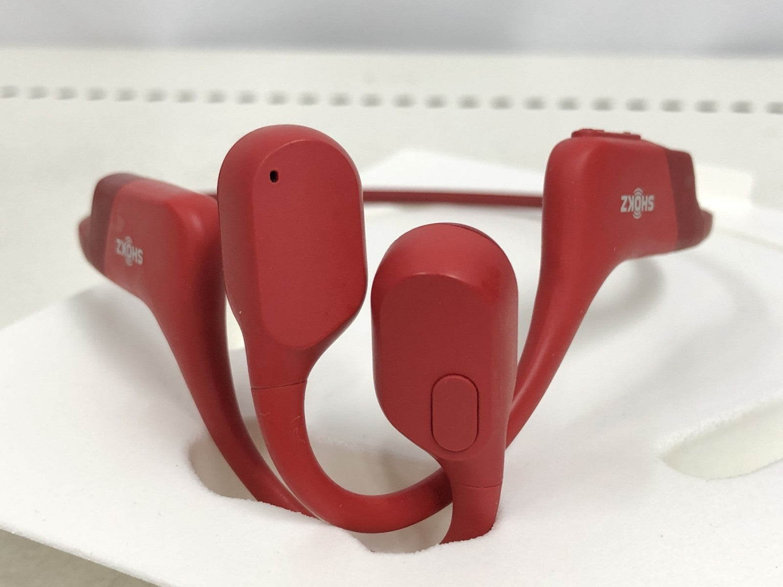 SHOKZ OPENRUN 骨伝導イヤホン オーディオ機器