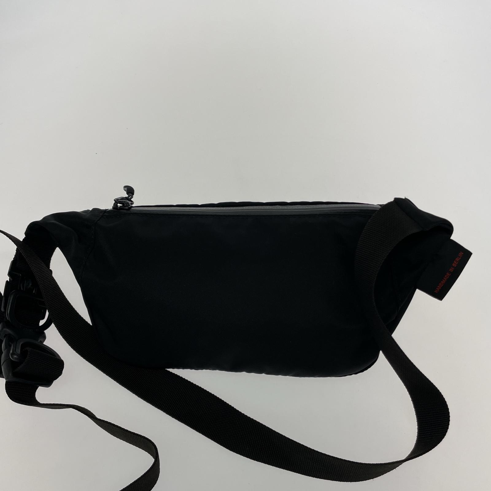 ボディバッグ ナイロン Hip Bag 黒 ブラック