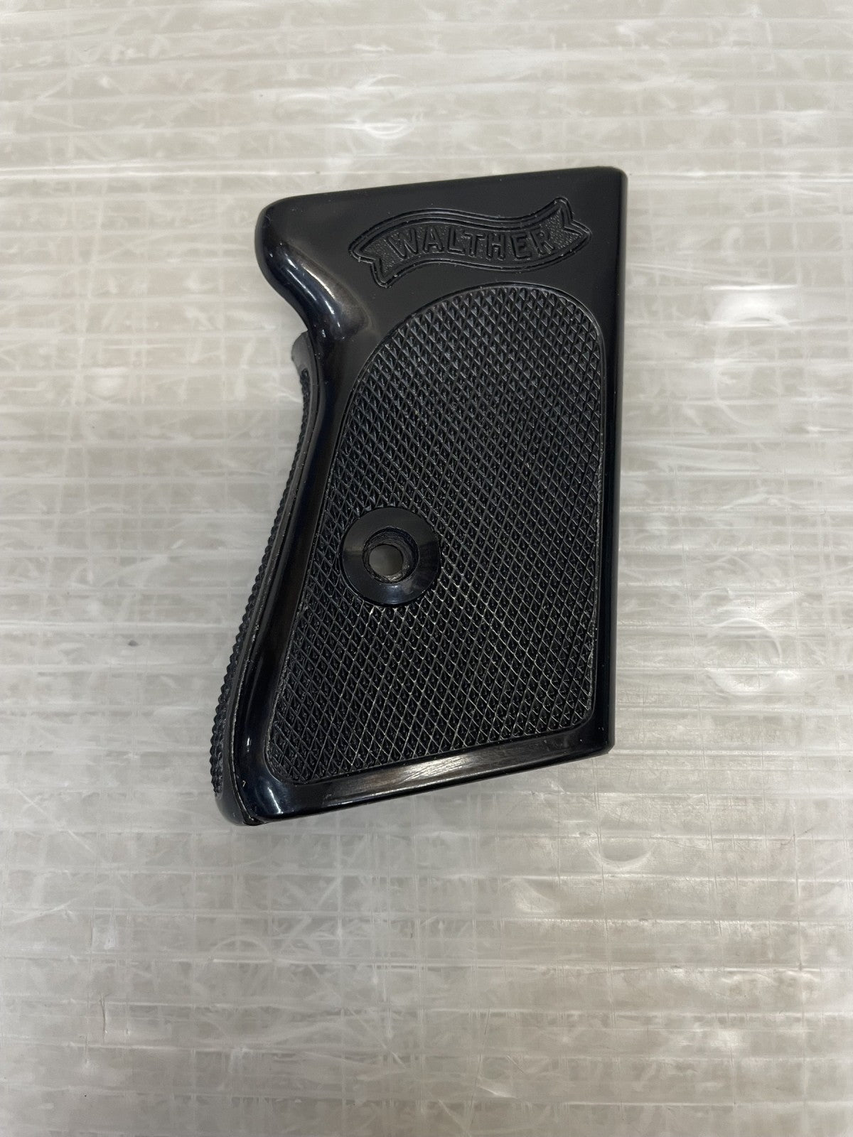 BWC WALTHER PPK 実物複製 グリップ 樹脂製 ガン