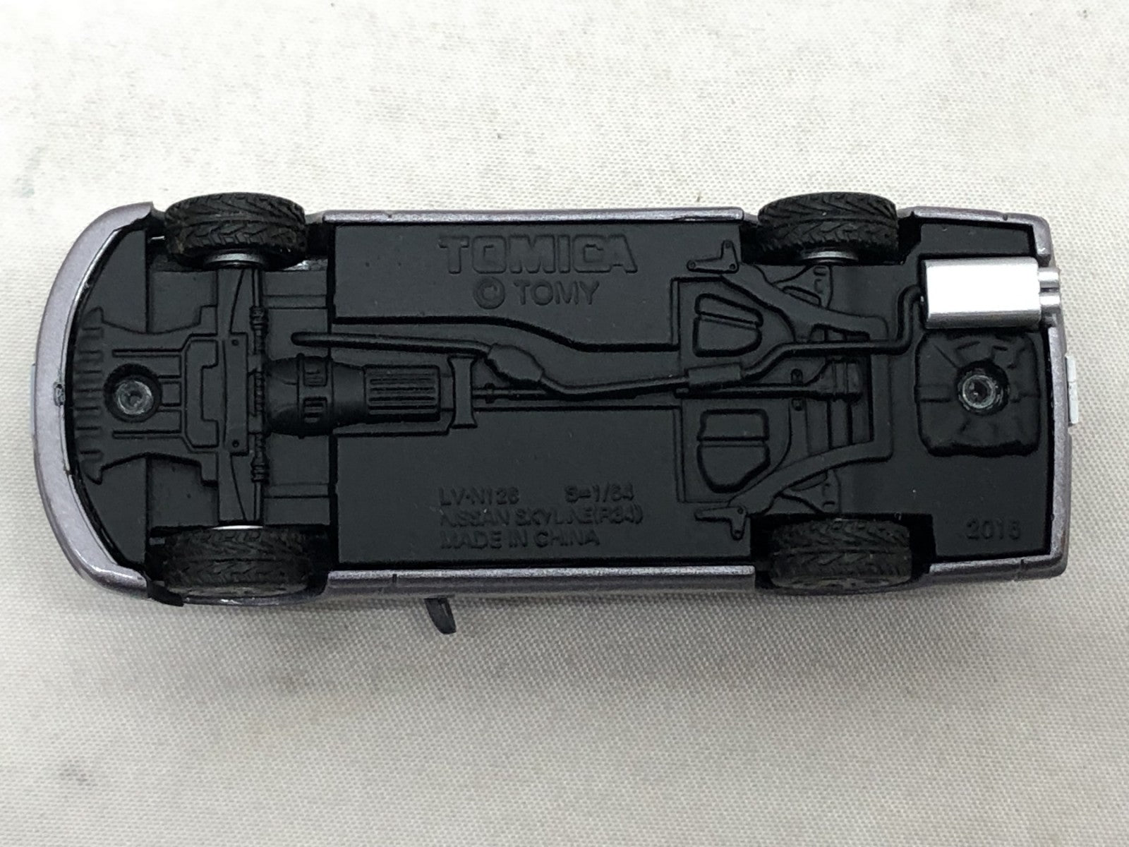 LV NEO スカイライン 25GTターボ トミカ