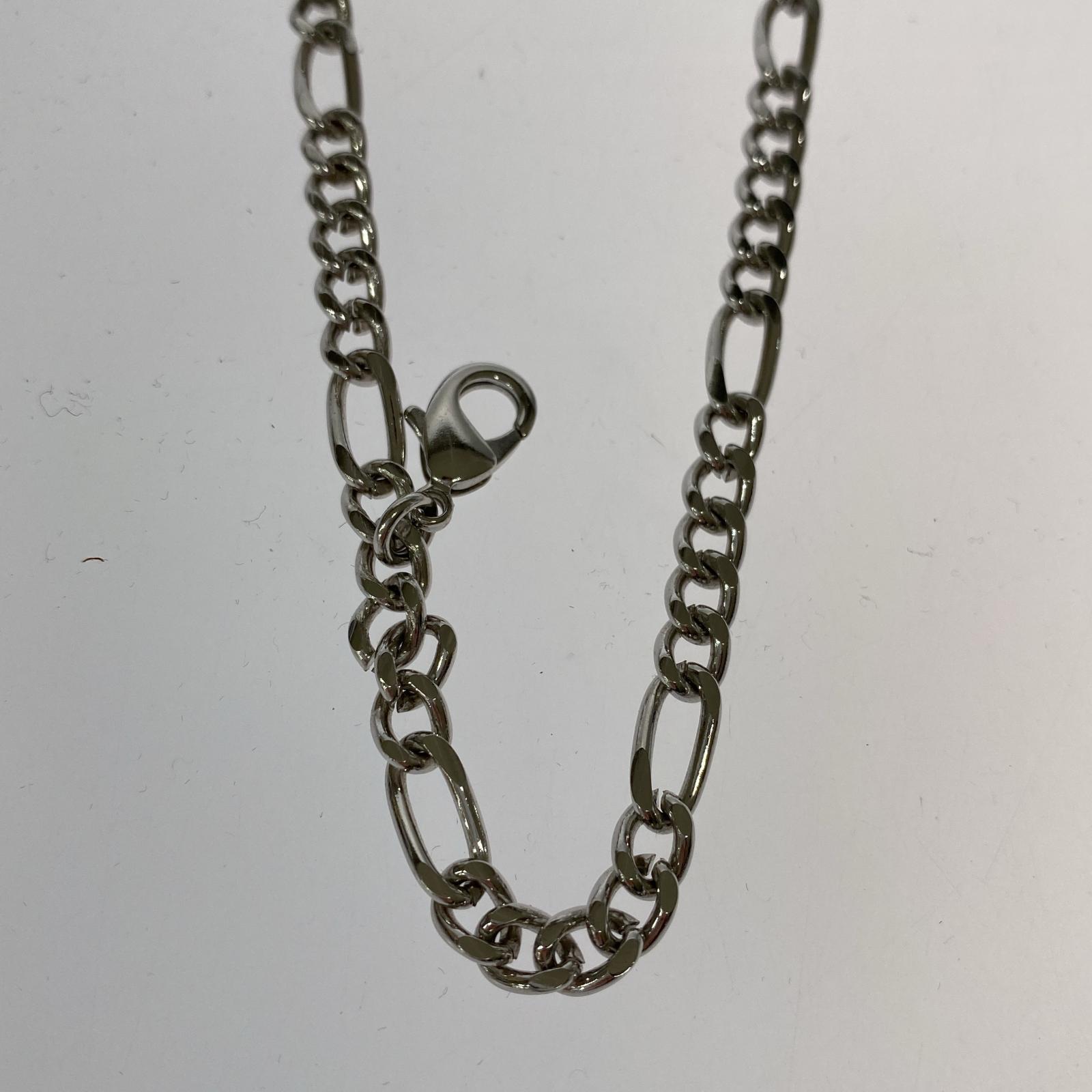 その他アクセサリー mini heart broken earrings シルバー