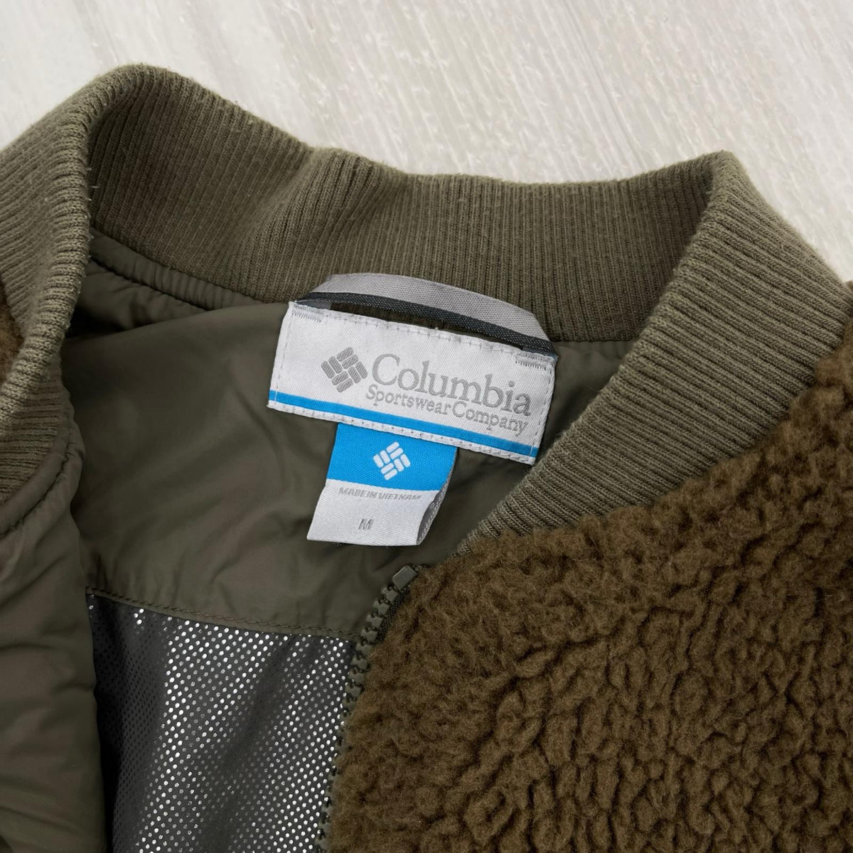 ジャケット TREE SWALLOW OH INSULATED JACKET M m M