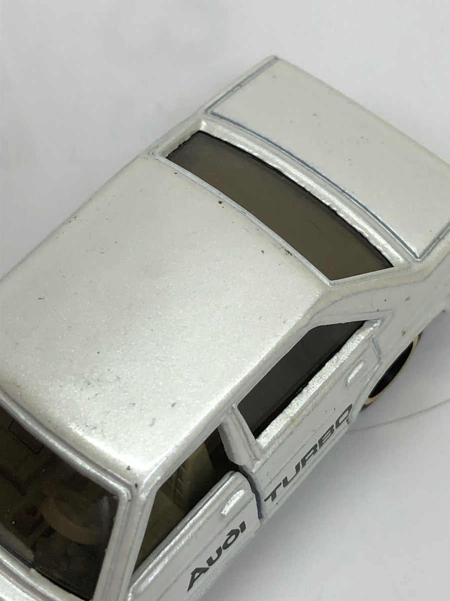 audi turbo 5000 白 トミカ