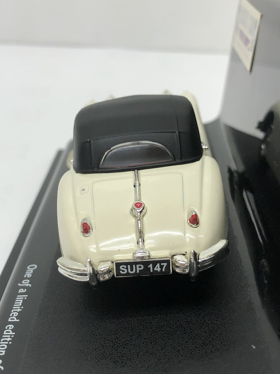 VITESSE ジャガー 140 ミニカーその他