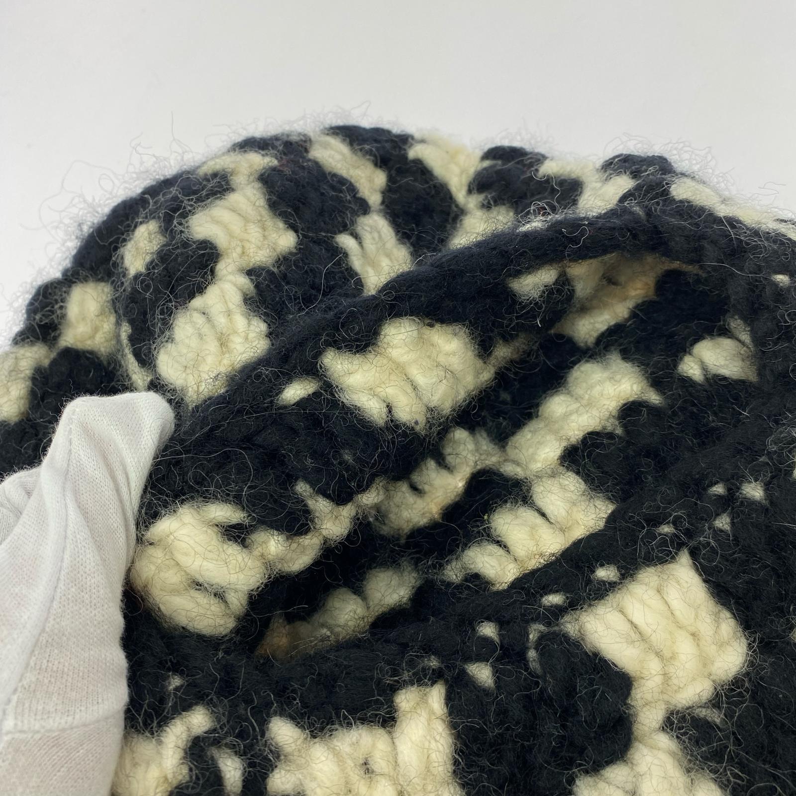 その他帽子 CHECKERED HAND KNIT BALACLAVA 白/黒 ブラック