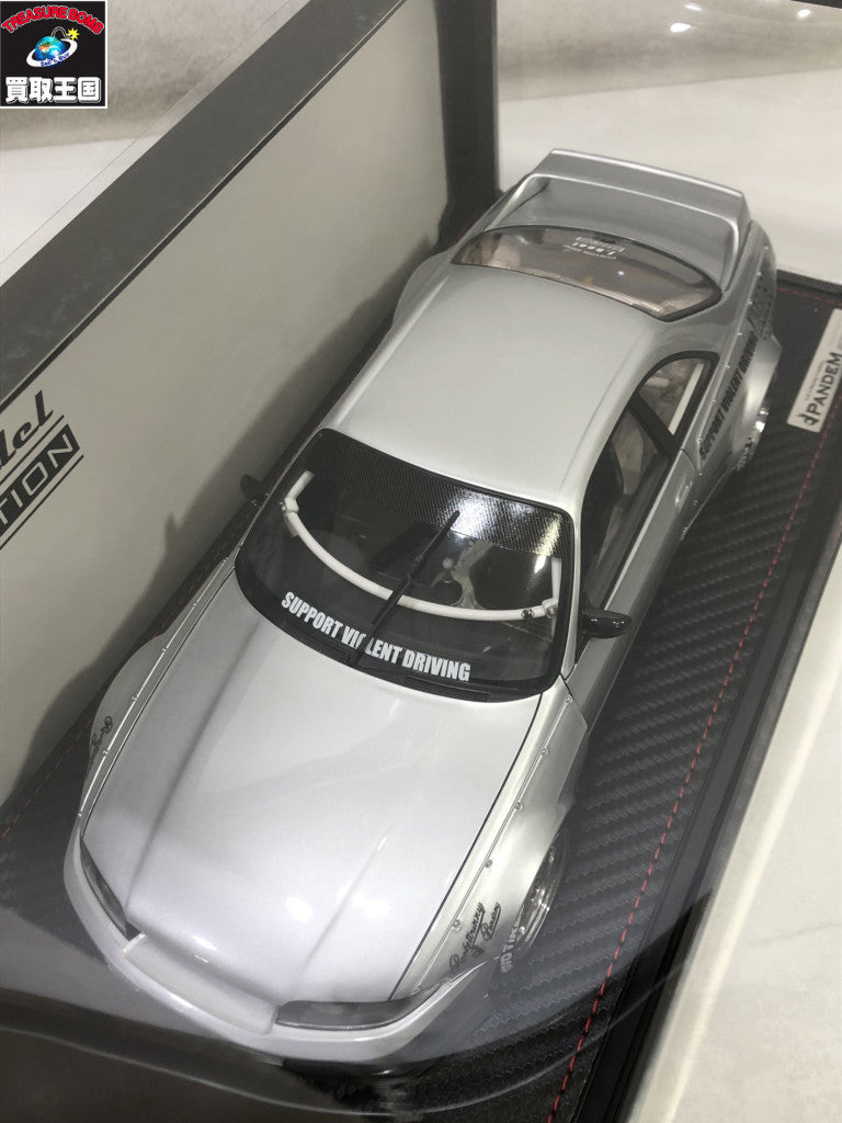 イグニッションモデル PANDEM GT-R(BCNR33) シルバー スケールカー
