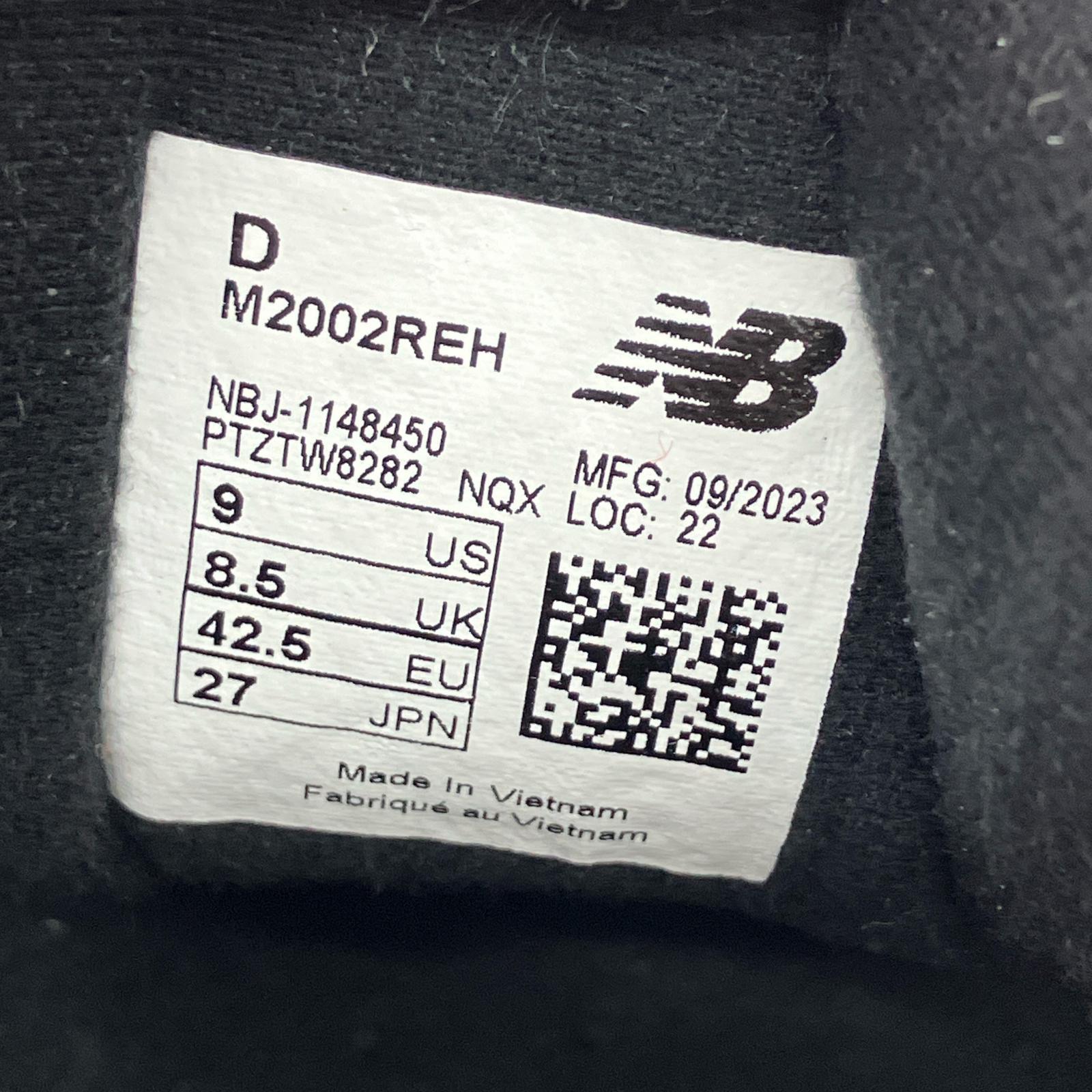 スニーカー New Balance 2002R