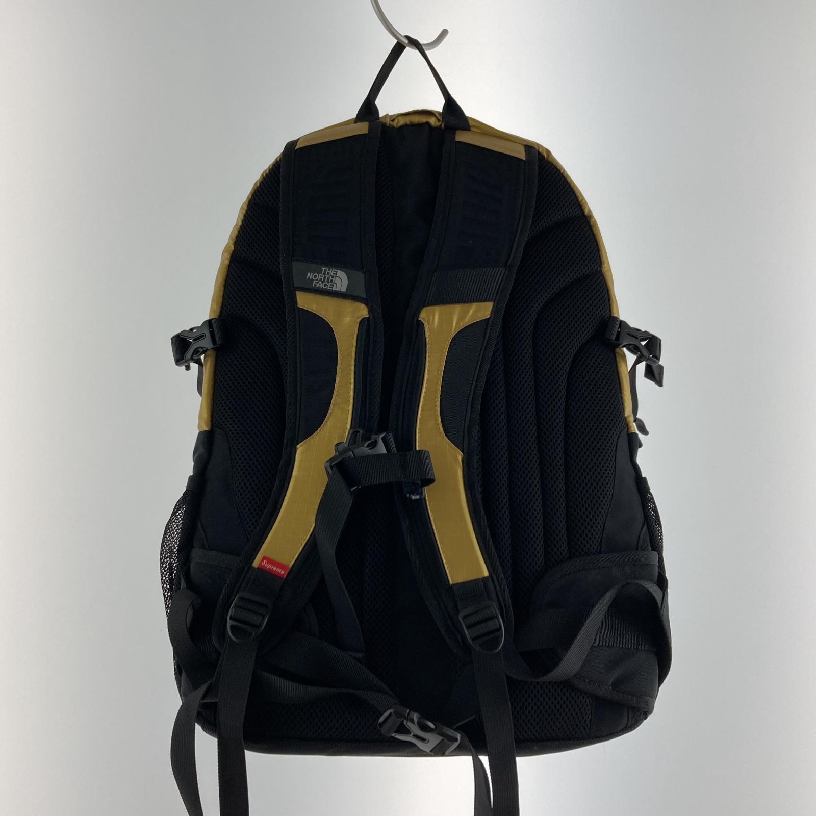 リュック・デイパック ×Supreme ゴールド ゴールド