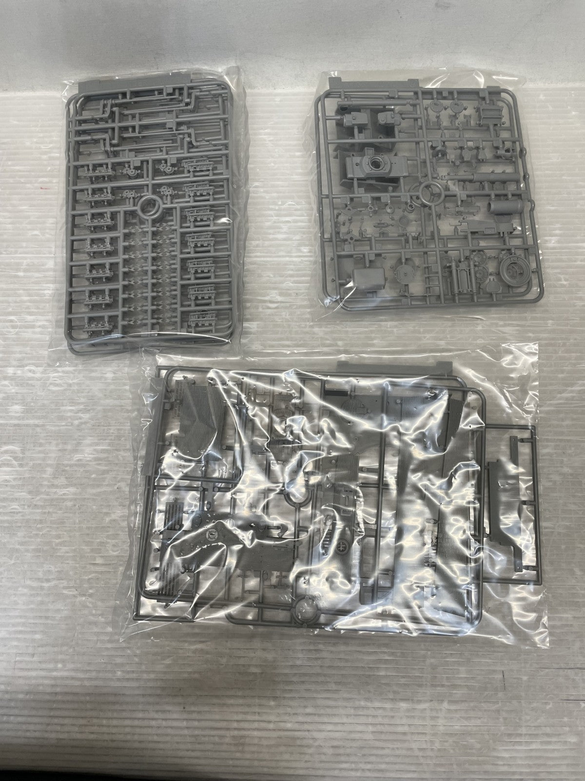 1/35 WW.II ドイツ軍 ティーガーI 後期生産型 ヴィットマン ミリタリープラモ