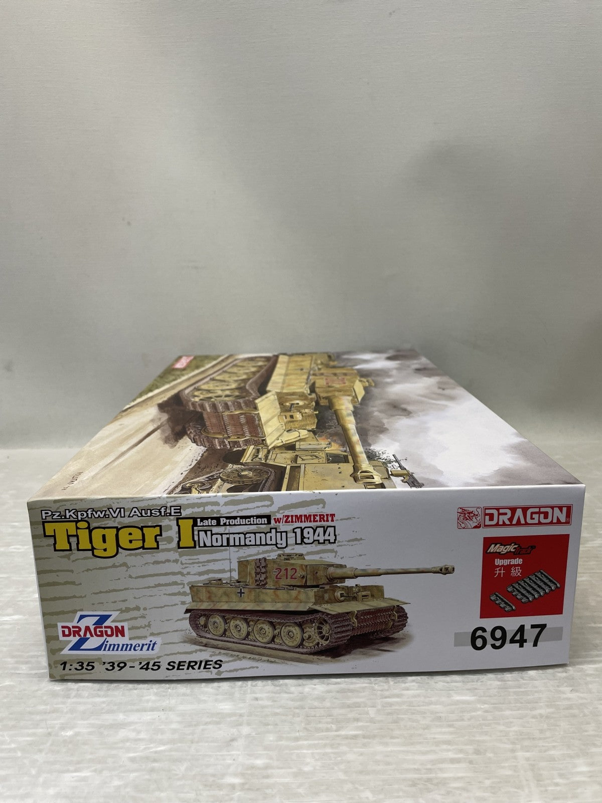 1/35 WW.II ドイツ軍 ティーガーI 後期生産型 ヴィットマン ミリタリープラモ