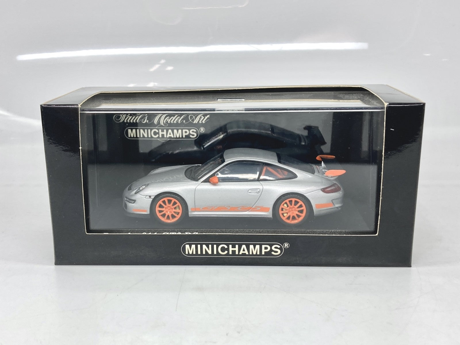 MINICHAMPS Porsche 911 GT3 RS スケールカー