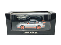 MINICHAMPS Porsche 911 GT3 RS スケールカー