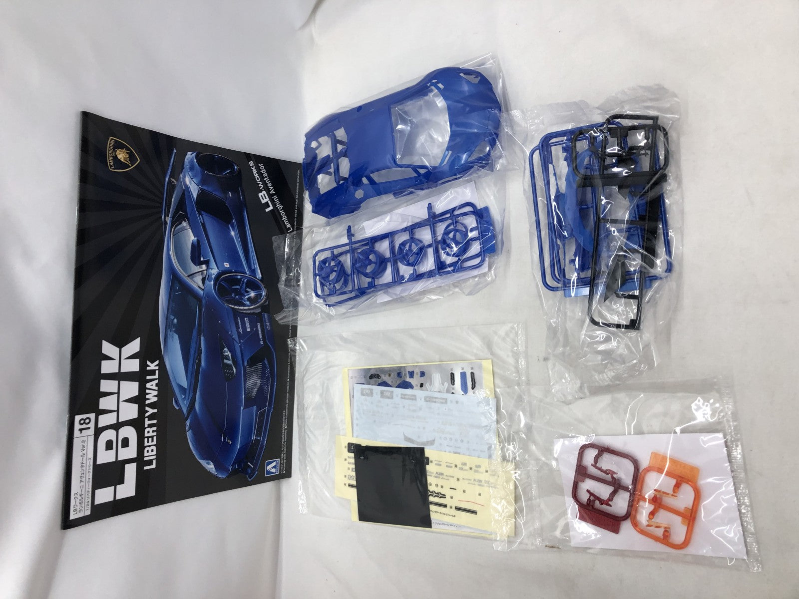 LBワークス ランボルギーニ アヴェンタドール Ver.2 カープラモ・ミニ四駆