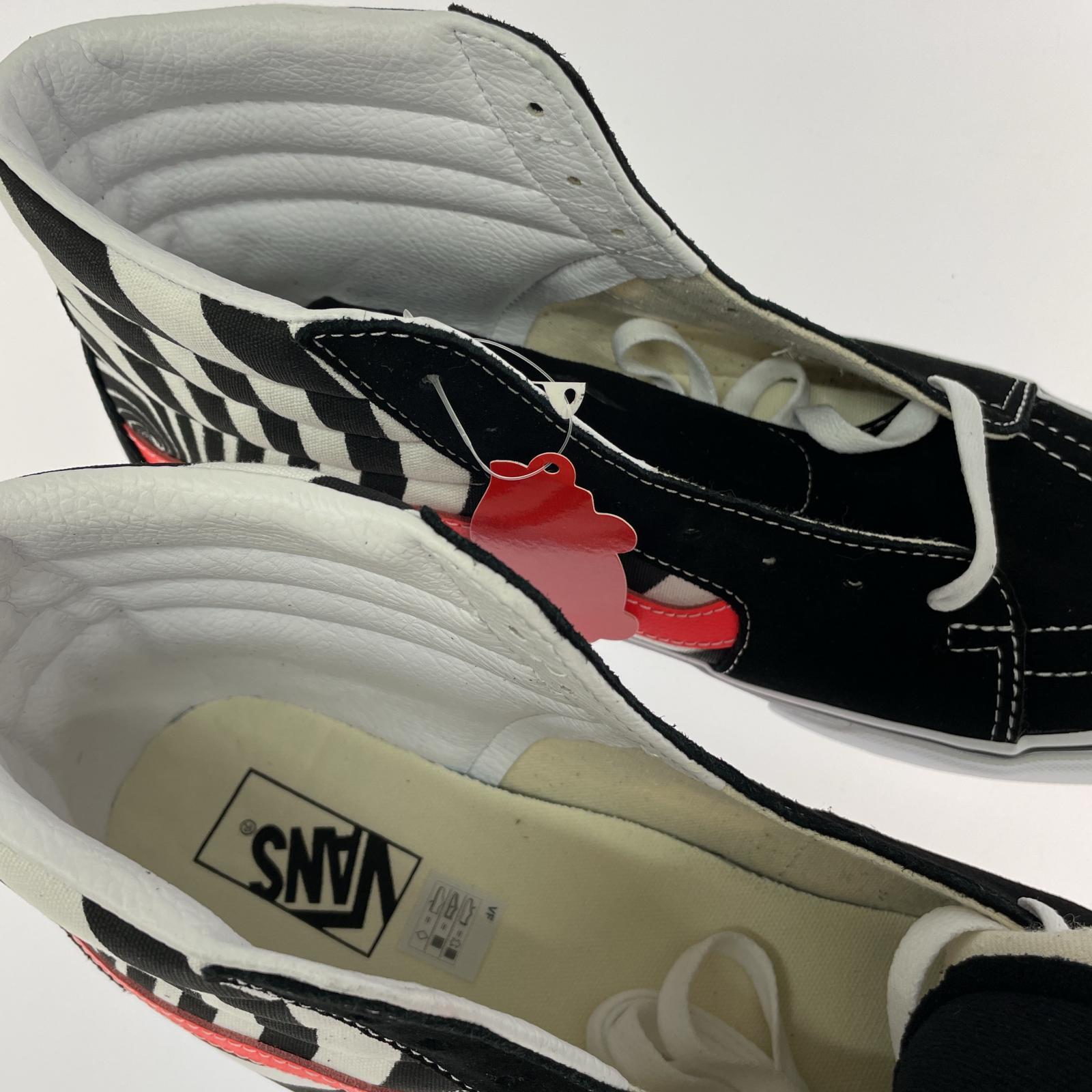 スニーカー SK8-HI BLACK/FIERY CORAL 28.5cm (US10 1/2 UK10 EU47)