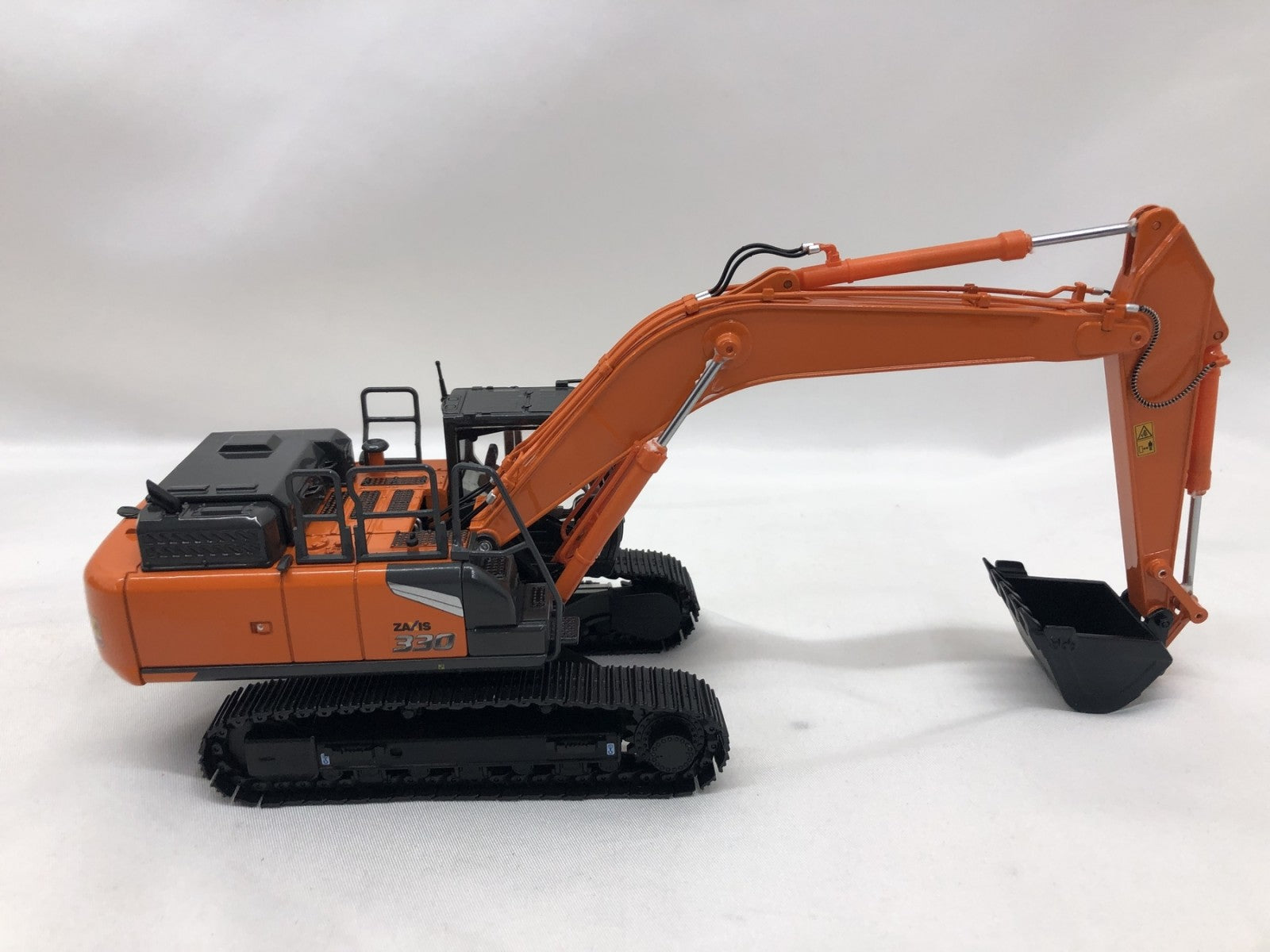 日立建機 1/50 ZAXIS330 ミニカーその他