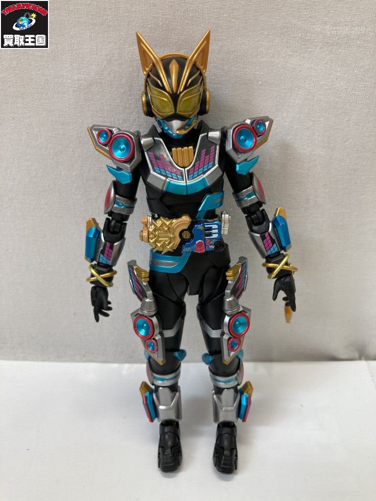 S.H.Figuarts 仮面ライダーナーゴ フィーバービートフォーム フィギュア/グッズ