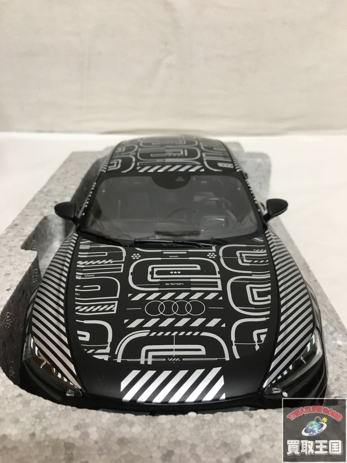 AUDI RS E-tron GT 2020 Prototype 1/18 スケールカー