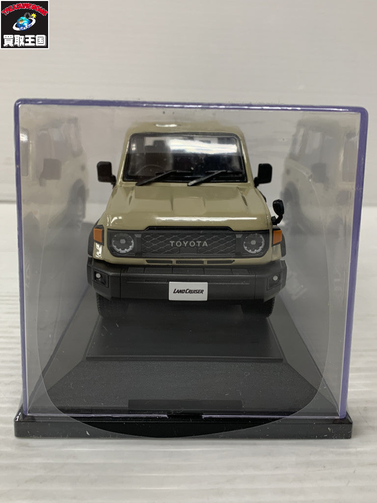 トヨタ 1/30 ランドクルーザー ベージュ カラーサンプル カラーサンプル