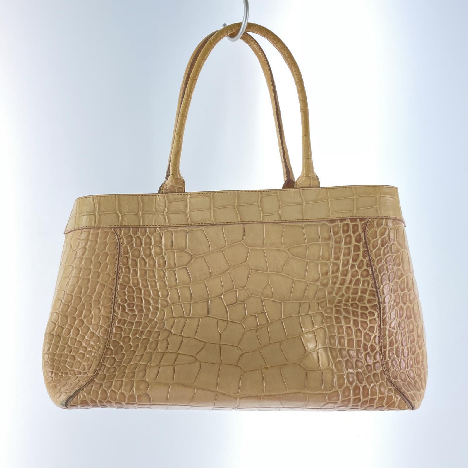 ハンドバッグ FURLA 型押しレザーハンドバッグ ベージュ