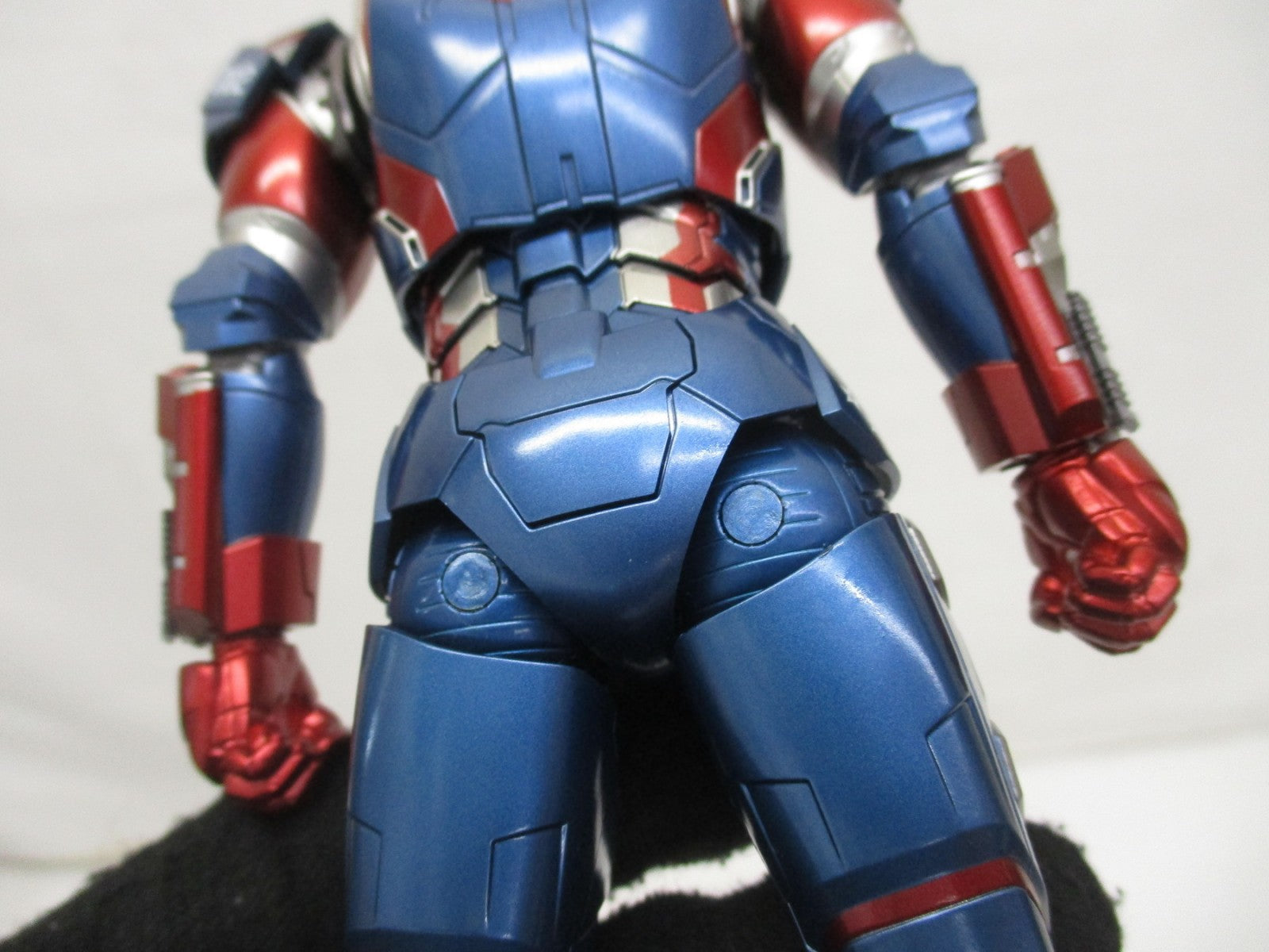 DLX Iron Patriot-アイアン・パトリオット- フィギュア/グッズ