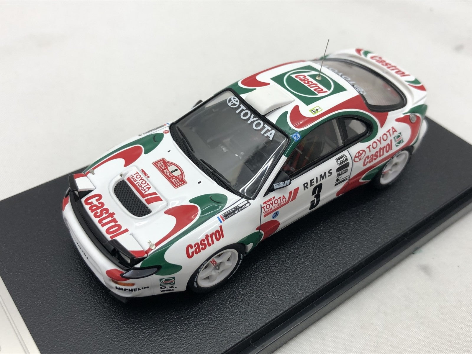 hpiレーシング セリカ ターボ 4WD 1993 スケールカー