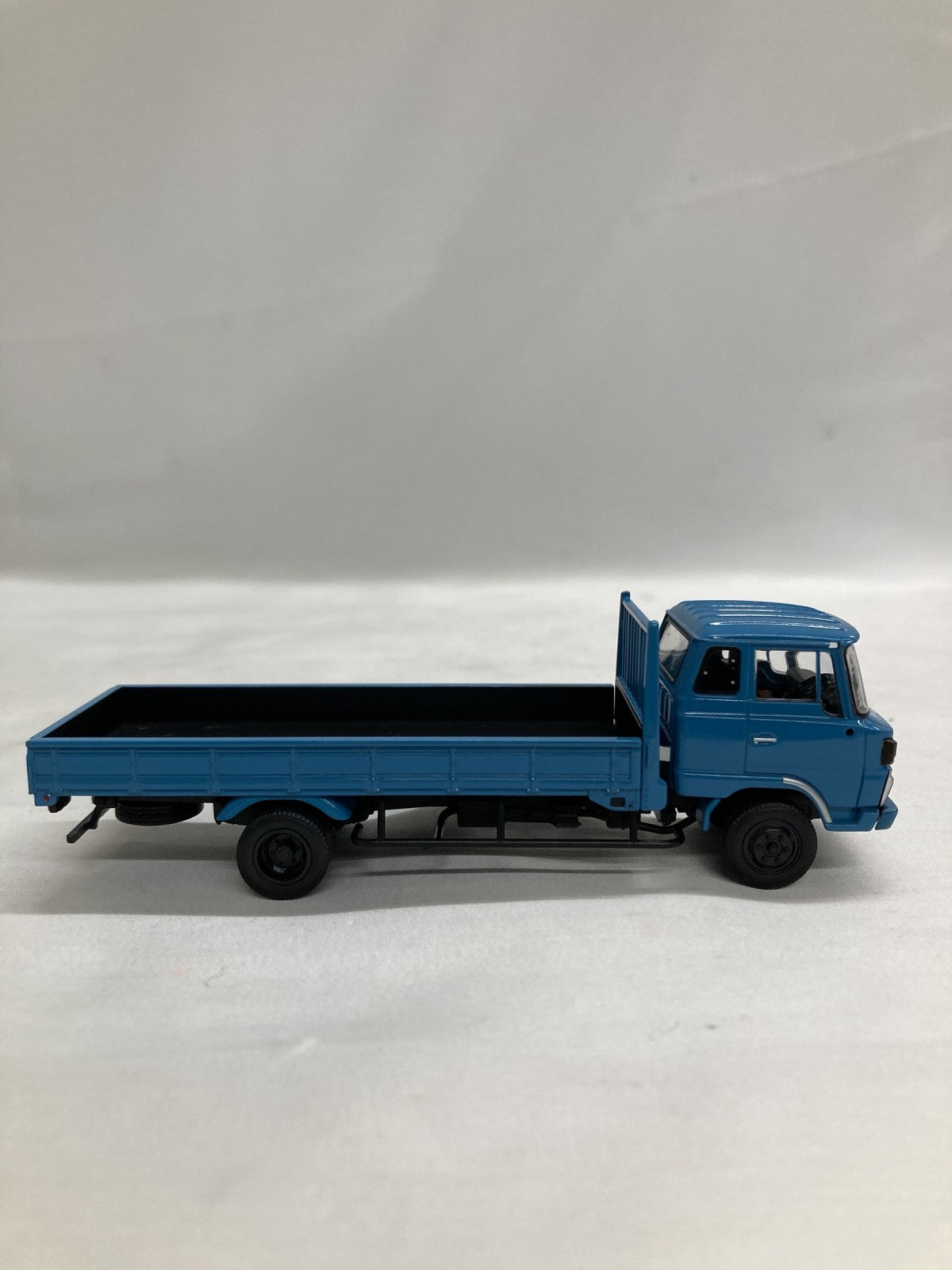 トミカリミテッドヴィンテージネオ LV-N162c 日野レンジャー トミカ
