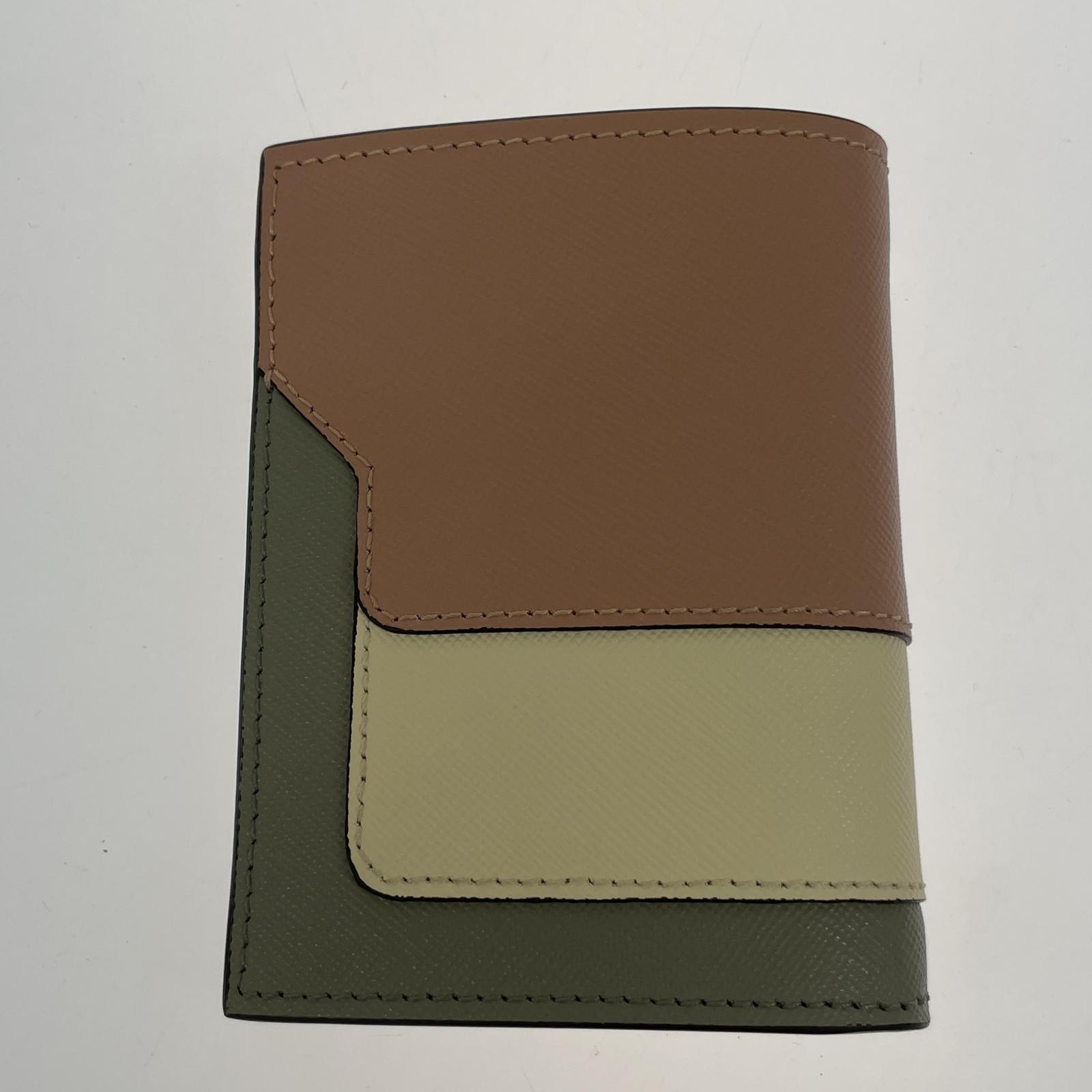 コンパクトウォレット 二つ折り財布 ピンク