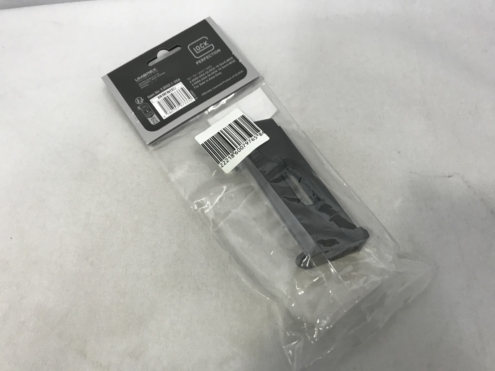BATON GLOCK19 CO2 マガジン ガン
