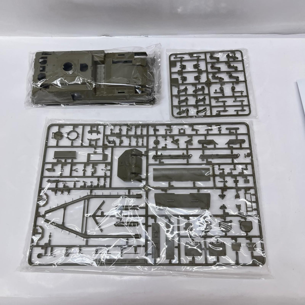 1/35 AFV CLUB M88A1 戦車回収車 M88A1 戦車回収車(RECOVERY TANK) AFVクラブ ミリタリープラモ