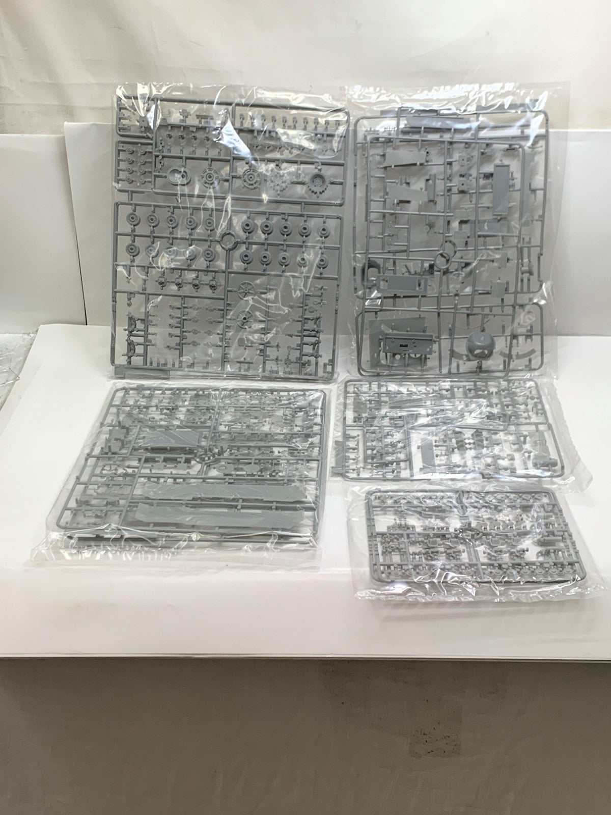 1/35 ドラゴン WWII ドイツ軍 IV号駆逐戦車 L/70(V) ミリタリープラモ