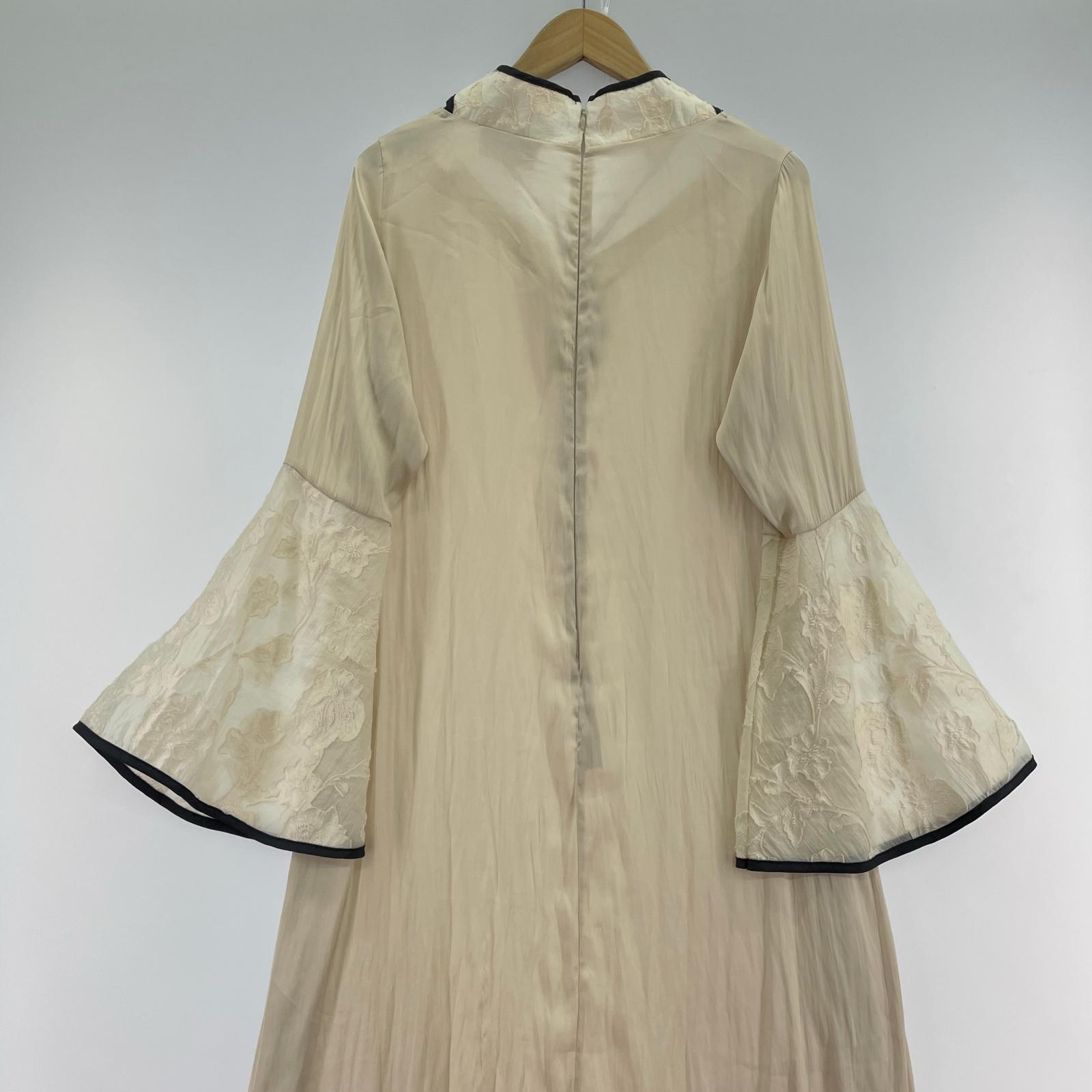 ワンピース MARTE flower design dress ベージュ