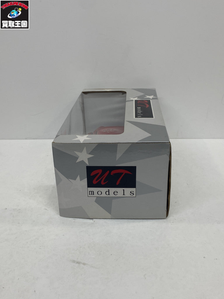 UT 1/18 ポルシェ911GT2 レッド スケールカー