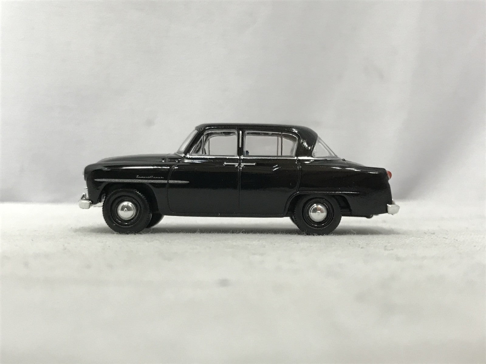 LV-147a トヨペットクラウン トミカ