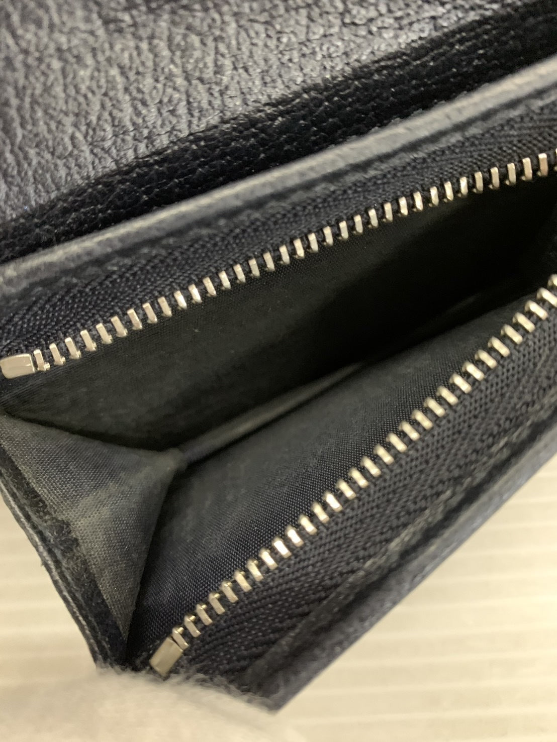 GUCCI オフィディア GGスプリーム 二つ折り財布