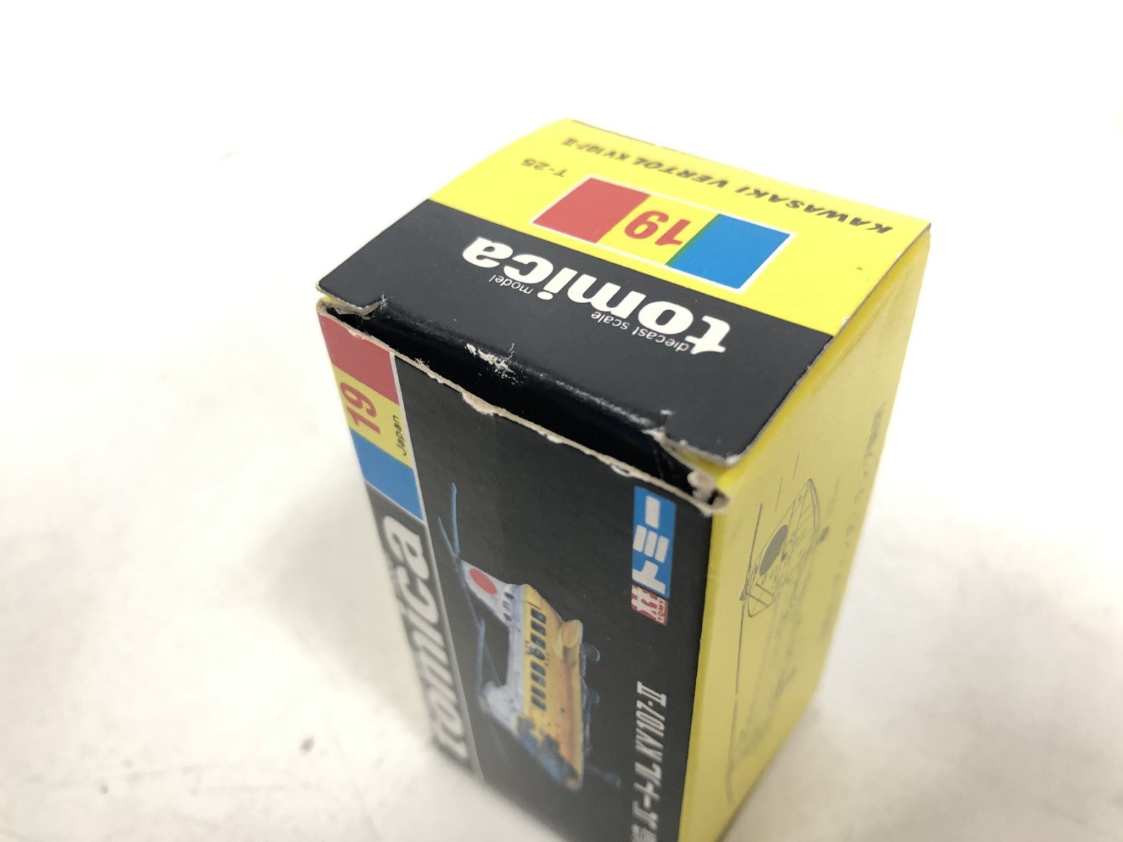 黒箱トミカ 川崎バートル KV107-II 日本製 トミカ