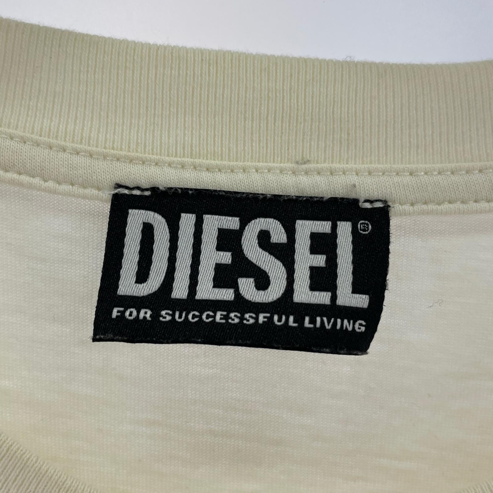 半袖Tシャツ DISTURB プリントS/Sカットソー 白 (L) L ホワイト