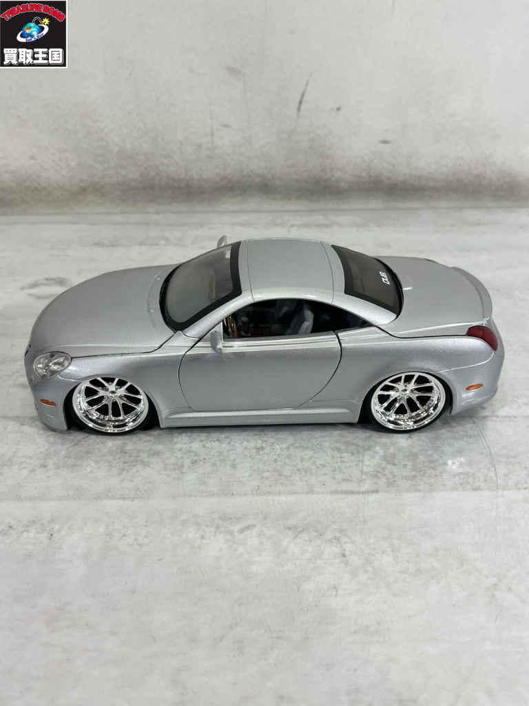 BIGTIME KUSTOMS LEXUS スケールカー
