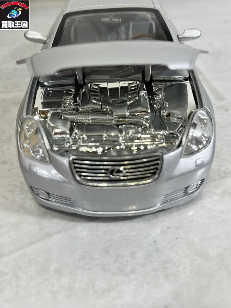 BIGTIME KUSTOMS LEXUS スケールカー