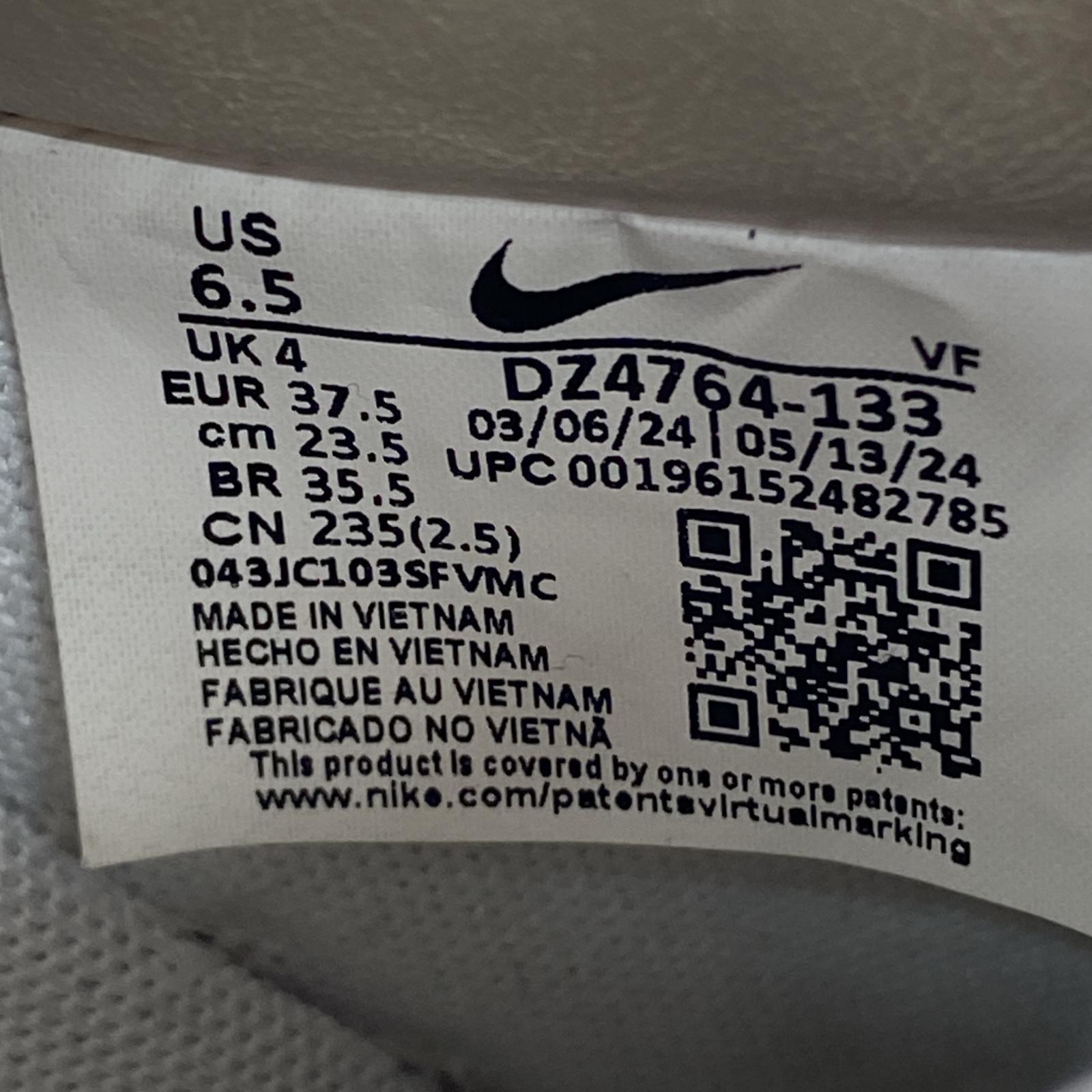 スニーカー AIR FORCE 1 07 LV8 23.5 23.5cm (US5 1/2 UK5 EU37) ホワイト