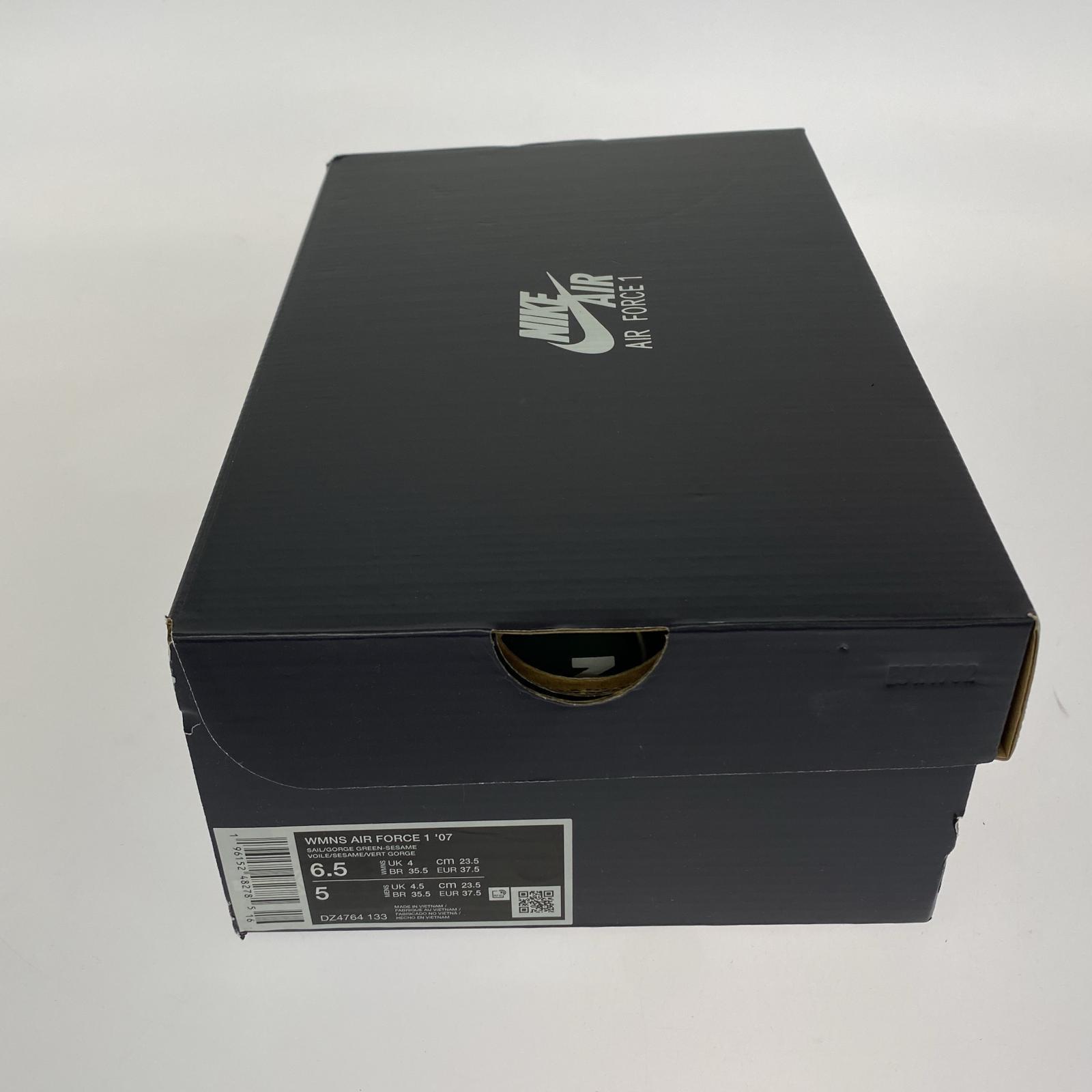 スニーカー AIR FORCE 1 07 LV8 23.5 23.5cm (US5 1/2 UK5 EU37) ホワイト