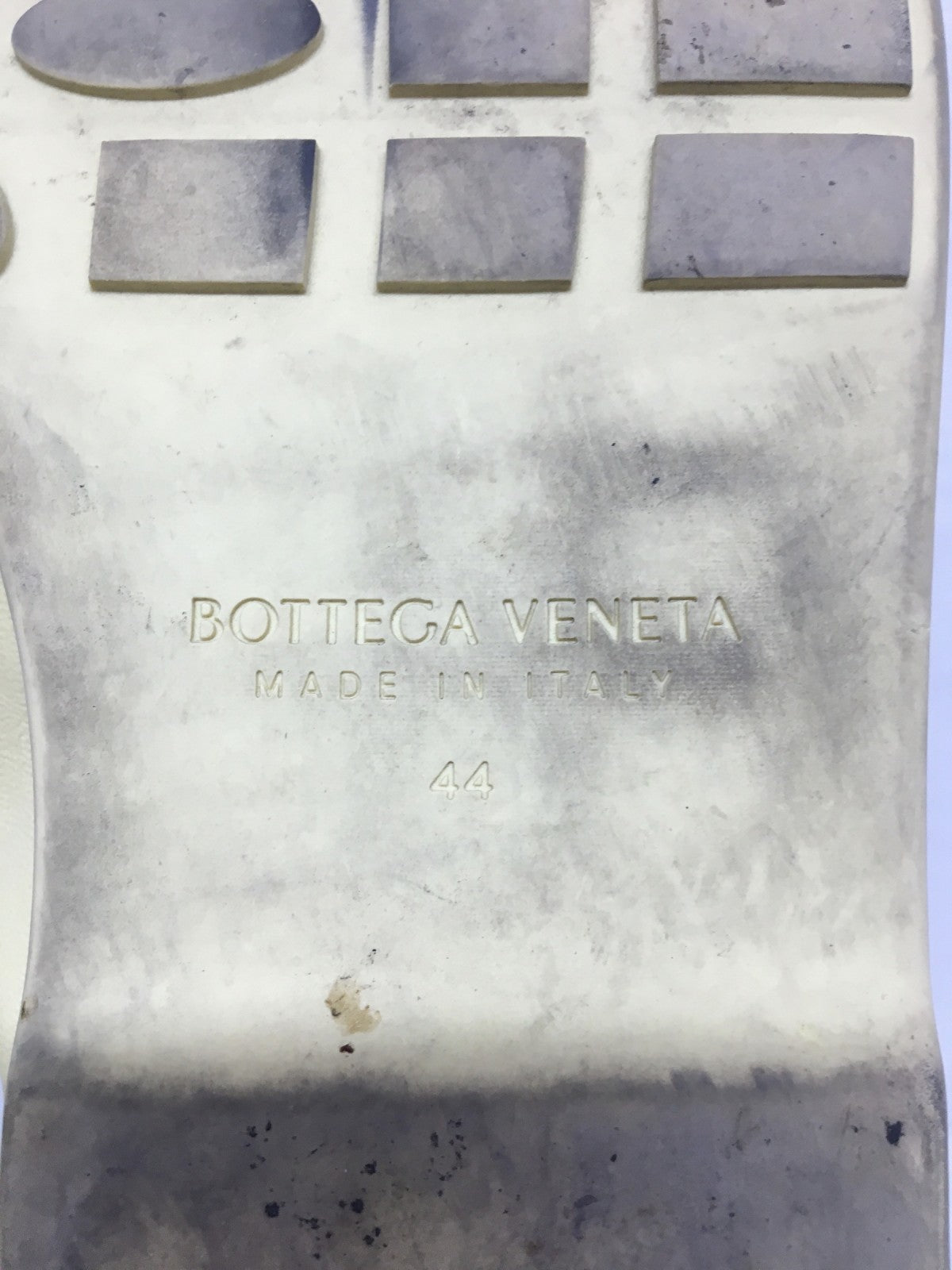 Bottega Veneta GUM SLIPPER (44) MOON BEAM