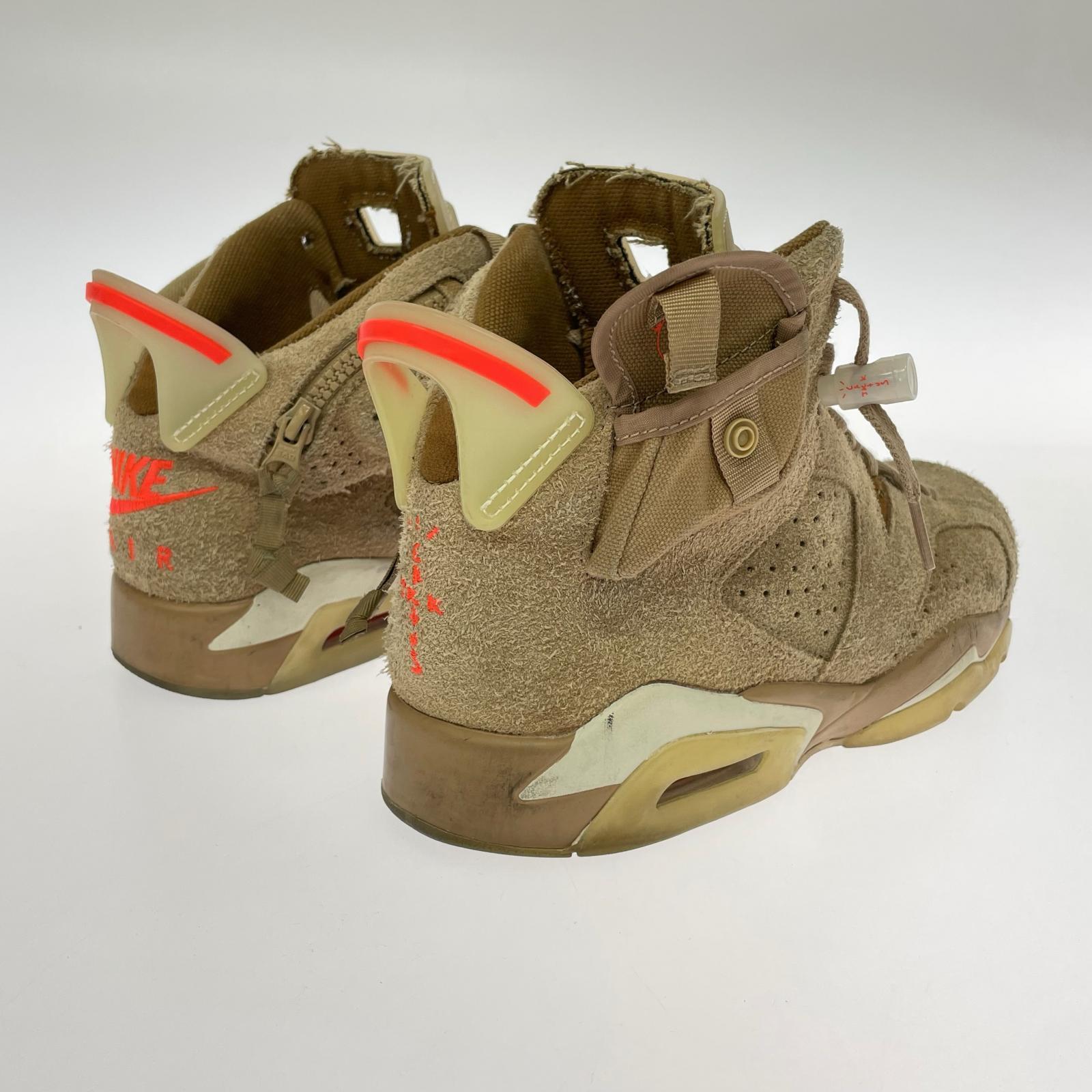 スニーカー TRAVIS SCOTT AIR JORDAN 6 RETRO(26.0) 26cm (US8 UK7 1/2 EU42) ブラウン