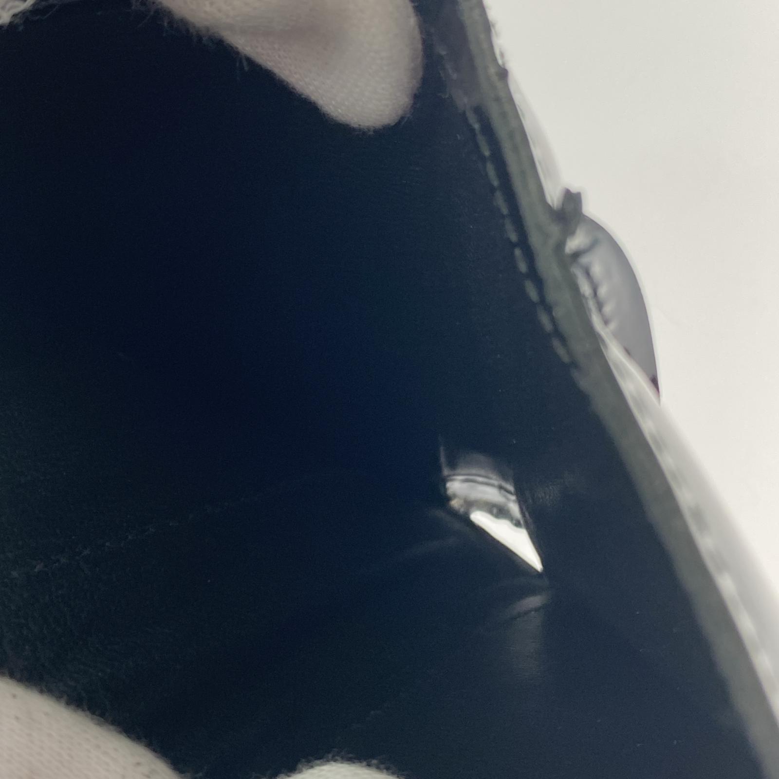 コンパクトウォレット エナメル 黒 ブラック