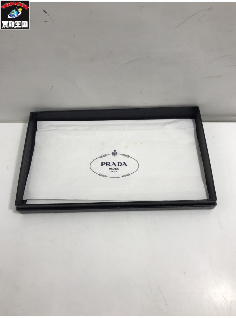 PRADA フリルポーチ/パープル
