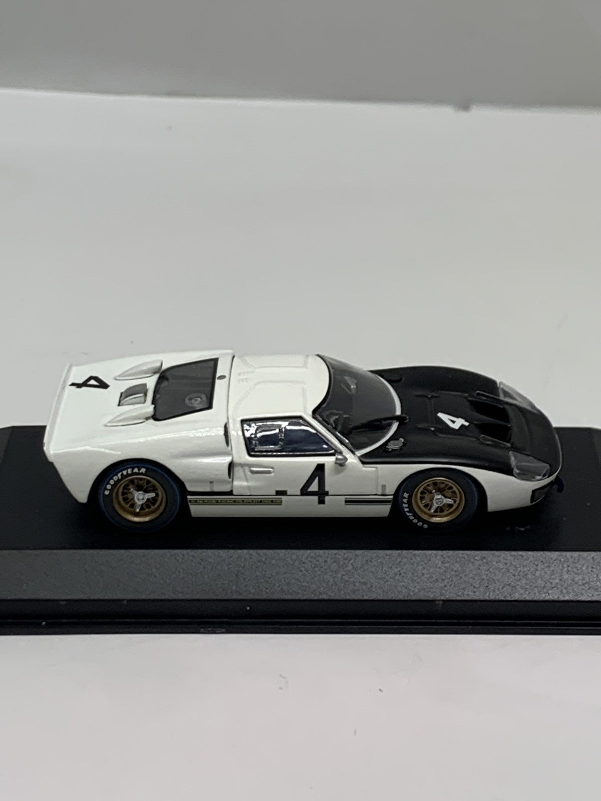 PMA 1/43 フォード GT40 MK2 1966 #4 スケールカー
